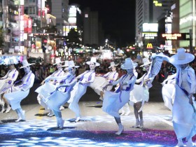'춤으로 하나되는 춤의 도시 천안’ 흥겨운 거리댄스퍼레이드