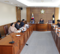 천안시의회 권오중 건설교통위원장, 천안시 포트홀 관련 부서 대책 회의 개최