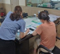 2. 아산시, 직업소개소 방역 점검 통한 외국인 근로자 백신접종 홍보